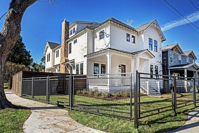 1901 Bradshaw St, Houston, TX 77008 - photo 2