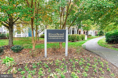 46580 Drysdale Terrace unit 300, Sterling, VA 20165 - photo 6