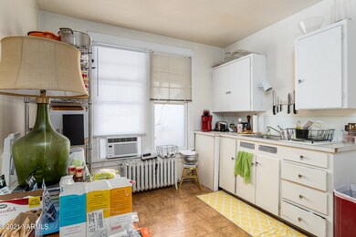 704N2ndSt_06