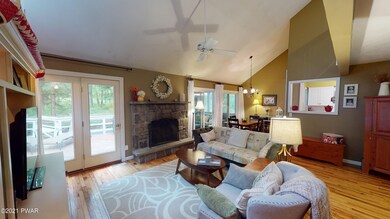 401 Surrey Dr, Hawley, PA 18428 - photo 7