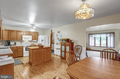 2006 Reading Blvd, Reading, PA 19609 - photo 7