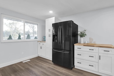 1421 Bosworth Place, Columbus, OH 43229 - photo 7