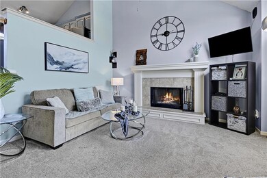 20844 S Skyview Ln, Spring Hill, KS 66083 - photo 3