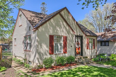 3823 Perry Ave N - Web Quality - 001 - 01 Exterior Front.jpg