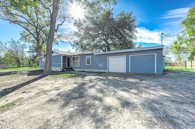 2227 County Road 737, Alvin, TX 77511 - photo 3