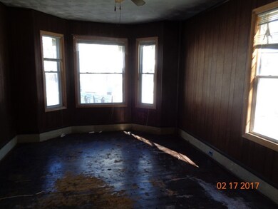 60 Comstock Ave, Providence, RI 02907 - photo 7