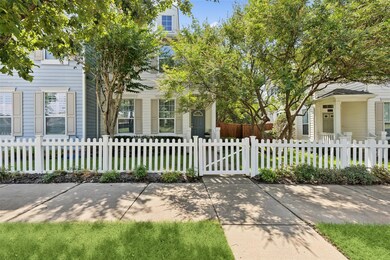 6136 Crescent St, North Richland Hills, TX 76180 - photo 3