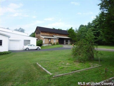 57 Queens Hwy, Kerhonkson, NY 12446 - photo 7