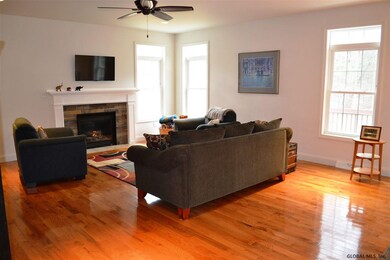 6 Frankie Ln, Clifton Park, NY 12065 - photo 7