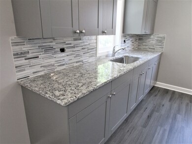 611 N Lewis Ave, Waukegan, IL 60085 - photo 3