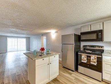 9911 Aquarius Dr unit 8, Port Richey, FL 34668 - photo 4