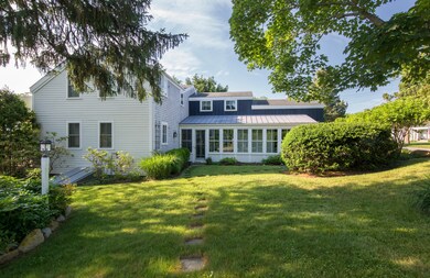 56 Hatch Rd, Vineyard Haven, MA 02568 - photo 5