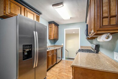 3814 Jennings Dr, Kalamazoo, MI 49048 - photo 5