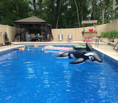 6 Louise Dr, Foxboro, MA 02035 - photo 3