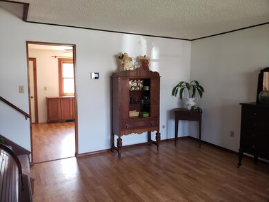 2883 Bretton Woods Dr, Columbus, OH 43231 - photo 3