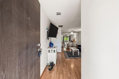 2822 N Auburn Ct unit 205, Palm Springs, CA 92262 - photo 2