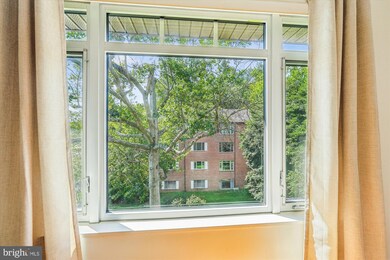 Kenwood Place unit 410, Bethesda, MD 20816 - photo 6