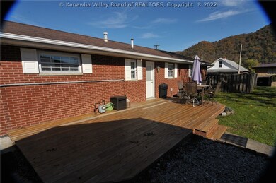 408 87th St, Charleston, WV 25315 - photo 2
