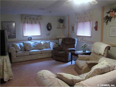 Family Room Huge finished room in lower level - ho
