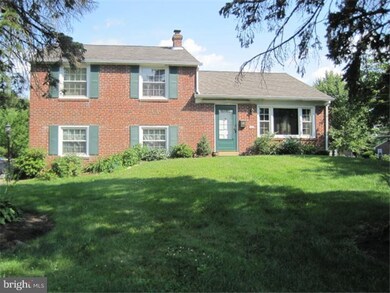 112 Canterbury Dr, Wallingford, PA 19086 - photo 2