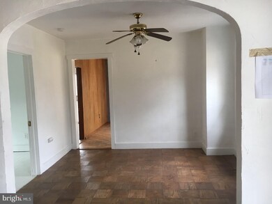 27 Clementon Ave, Clementon, NJ 08021 - photo 2