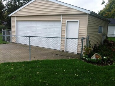 9806 Arthur Ct, Crown Point, IN 46307 - photo 3