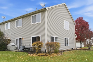 210 Nicole Dr unit A, South Elgin, IL 60177 - photo 2