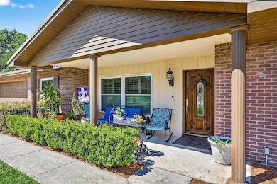 4001 Highgate Dr, Valrico, FL 33594 - photo 2