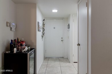 North 8th St 101 (6).jpg-SMALL