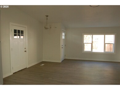 325 Goodyear St, Eugene, OR 97402 - photo 5