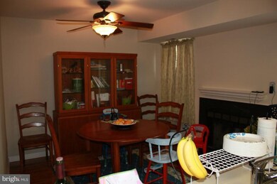 21751 Marigold Cir unit 9, Sterling, VA 20164 - photo 7