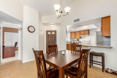 Kitchen & dining area.