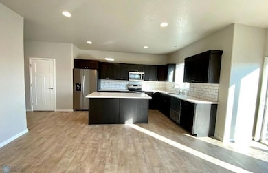 3039 39th Ave S, Moorhead, MN 56560 - photo 2