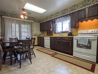 215 N 13th St, Olean, NY 14760 - photo 5