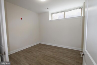 144-46 Green Ln unit 3, Philadelphia, PA 19127 - photo 5