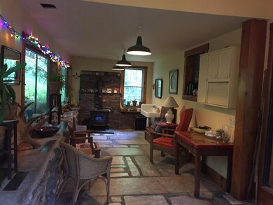 124 Underpass Rd, Shaftsbury, VT 05262 - photo 4