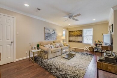 824 Yale St unit B, Houston, TX 77007 - photo 5