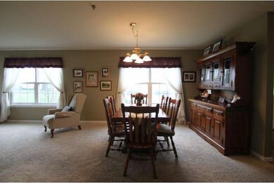 310 Jefferson Ct, Royersford, PA 19468 - photo 3