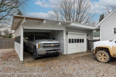 Exterior Garage