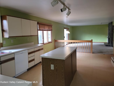 2 Shadowbrook Dr, Clifton Park, NY 12065 - photo 2