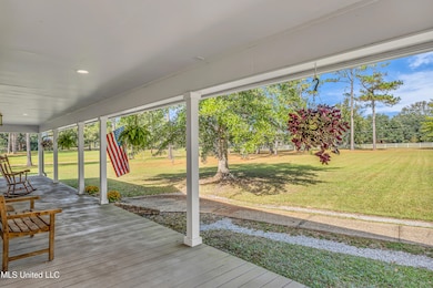 13524 Highway 613, Moss Point, MS 39562 - photo 2