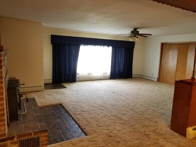Kahle- living rm 2