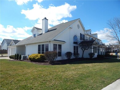 23351 Grist Mill Ct unit 2, Olmsted Falls, OH 44138 - photo 2