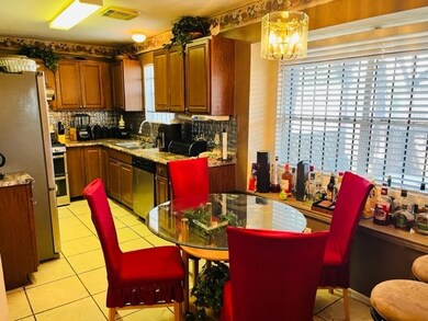 3670 Villa Glen Dr, Houston, TX 77088 - photo 4