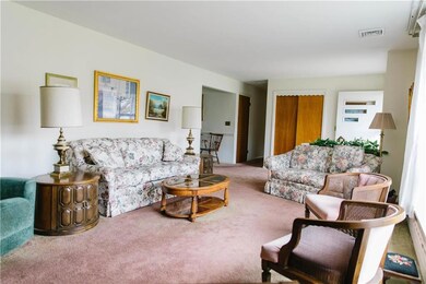 3696 Mountain View Ave, Easton, PA 18045 - photo 7