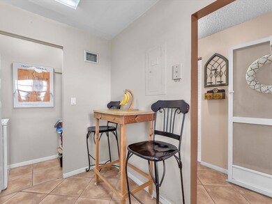 Hi Greens of Inverrary unit 804, Lauderhill, FL 33319 - photo 6