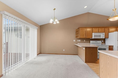 3145 White Tail Ln unit C, Oshkosh, WI 54904 - photo 7