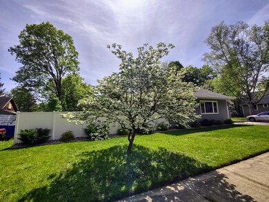 21 N Barrett St, Niles, MI 49120 - photo 6