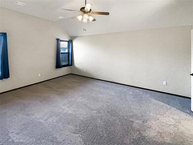 9500 Shallow Lake Ct, Oklahoma City, OK 73159 - photo 4