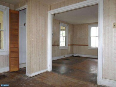 47 Main St, Swedesboro, NJ 08085 - photo 6